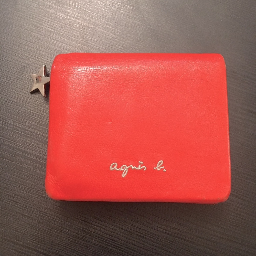 Agnes B wallet